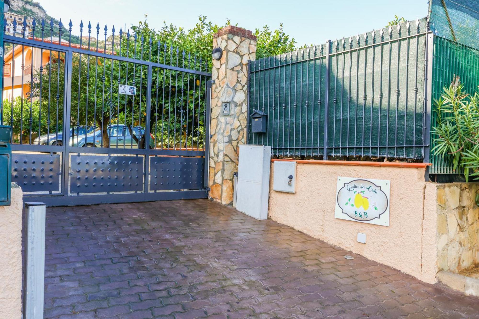 B&B Giardino Dei Cedri Trabia Extérieur photo